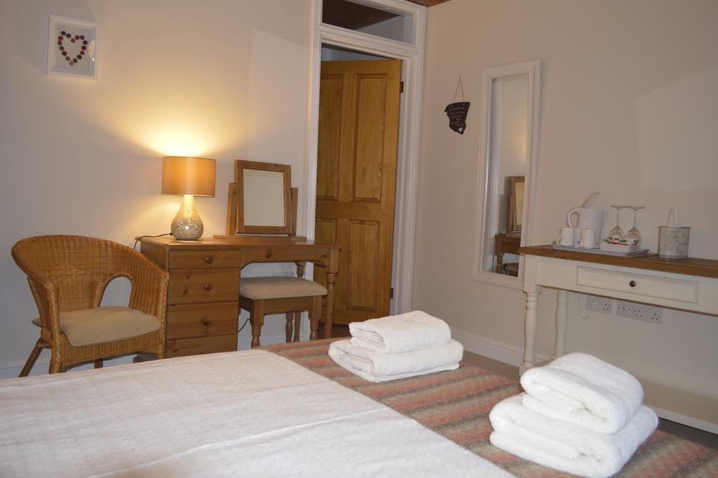 Troedyrhiw Bed & Breakfast Cardigan Szoba fotó